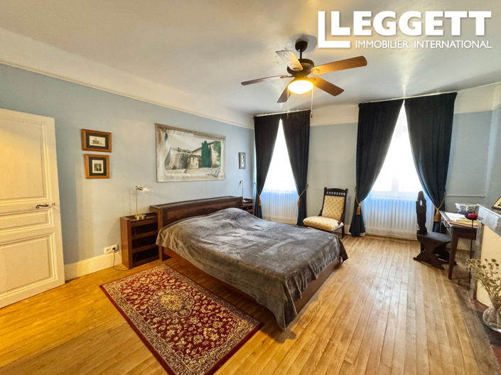 Image No.9-5 Bed House for sale