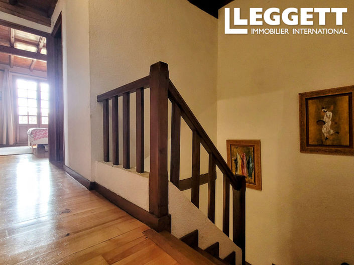 Image No.5-3 Bed House for sale