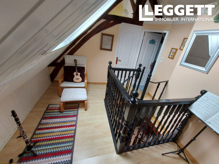 Image No.5-2 Bed House for sale