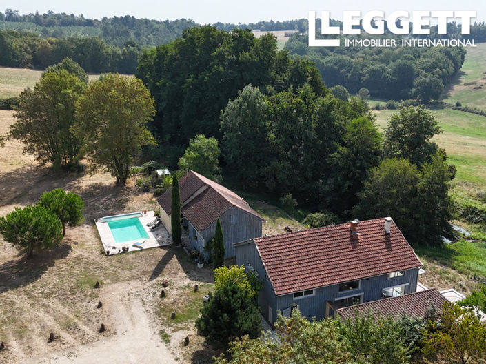 Image No.2-4 Bed House for sale