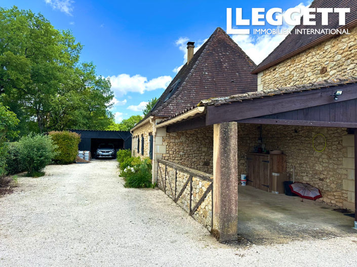 Image No.2-4 Bed House for sale