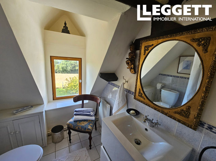 Image No.10-4 Bed House for sale