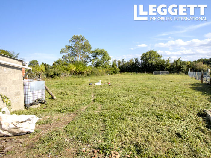 Image No.8-2 Bed House for sale