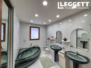 ahr0chm6ly9jzg4uagvzdglhlmltbw8vaw1hz2uvvevom