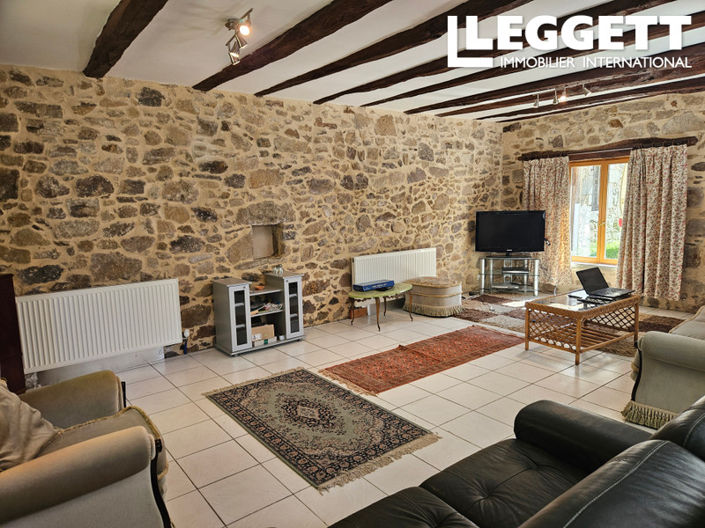 Image No.10-6 Bed House for sale