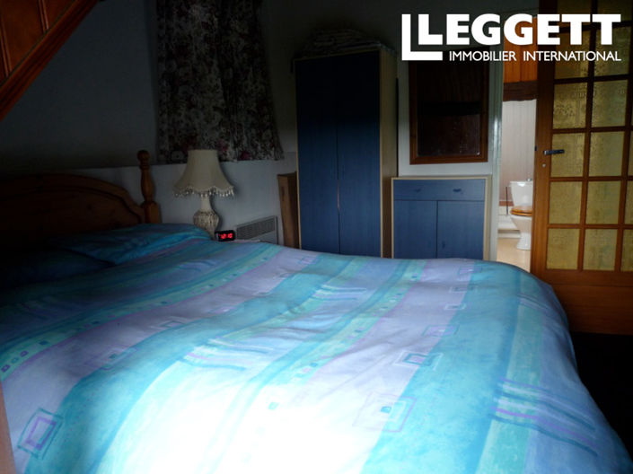 Image No.8-3 Bed House for sale