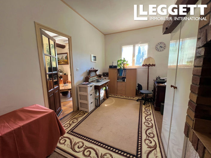 Image No.7-4 Bed House for sale