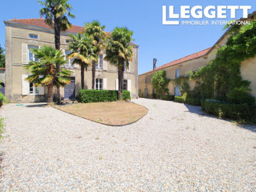 7 Bed House for sale