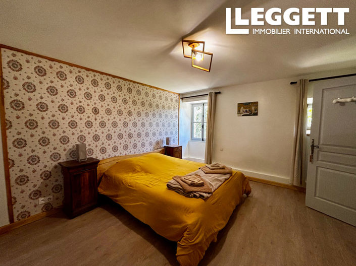 Image No.5-14 Bed Chateaux for sale