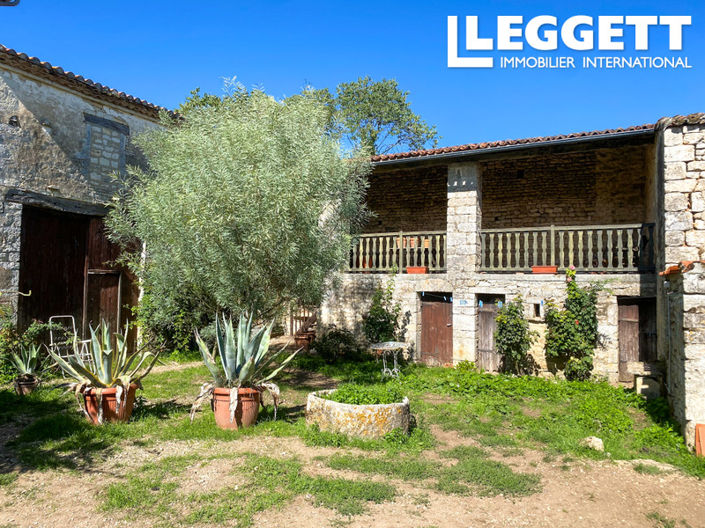 Image No.2-4 Bed House for sale