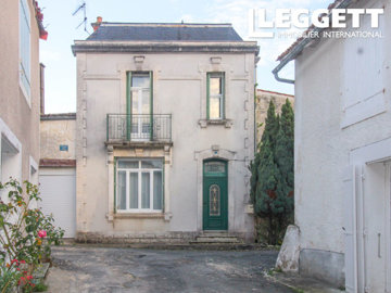 1 - Dampierre-sur-Boutonne, House