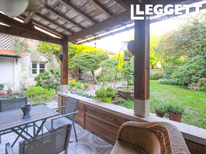 Image No.6-3 Bed House for sale