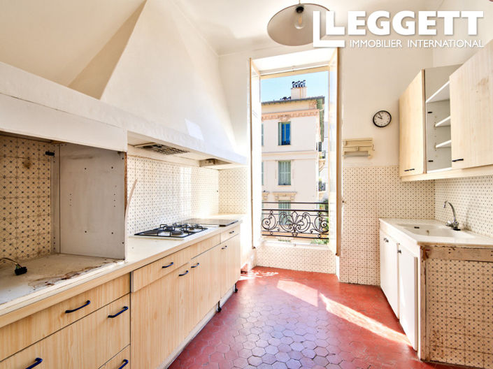 Image No.10-2 Bed Apartment for sale