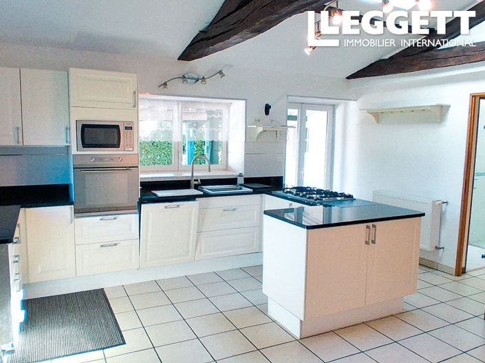 Image No.3-3 Bed House for sale