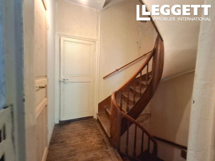 Image No.8-4 Bed House for sale