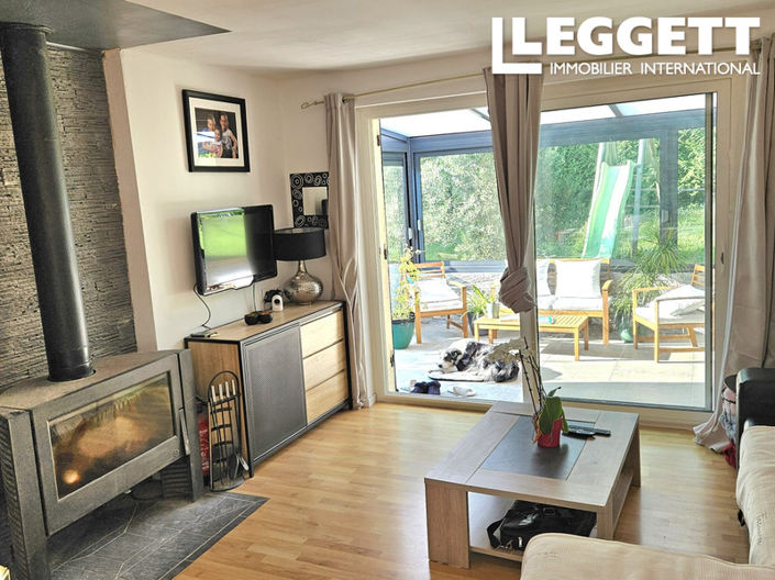 Image No.8-4 Bed House for sale