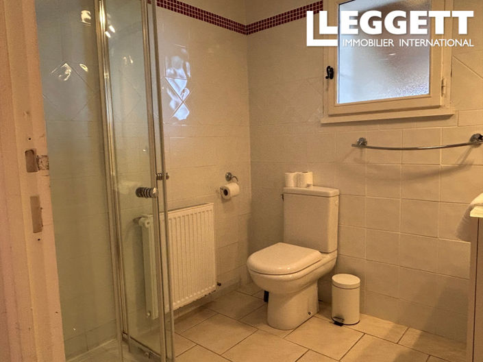 Image No.8-2 Bed House for sale