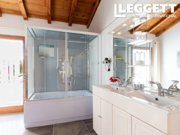 ahr0chm6ly9jzg4uagvzdglhlmltbw8vaw1hz2uvvevom