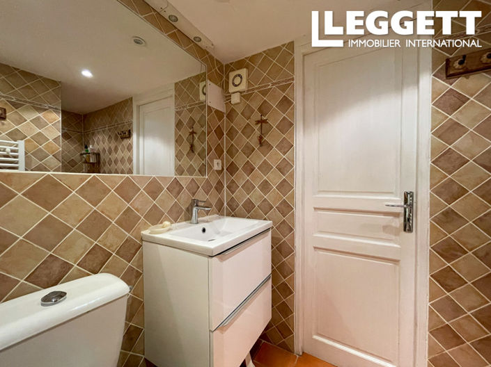 Image No.9-3 Bed House for sale