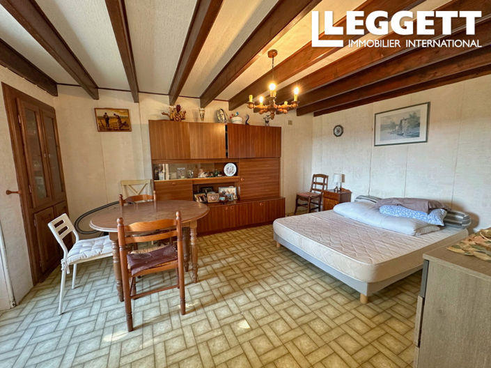 Image No.3-3 Bed House for sale