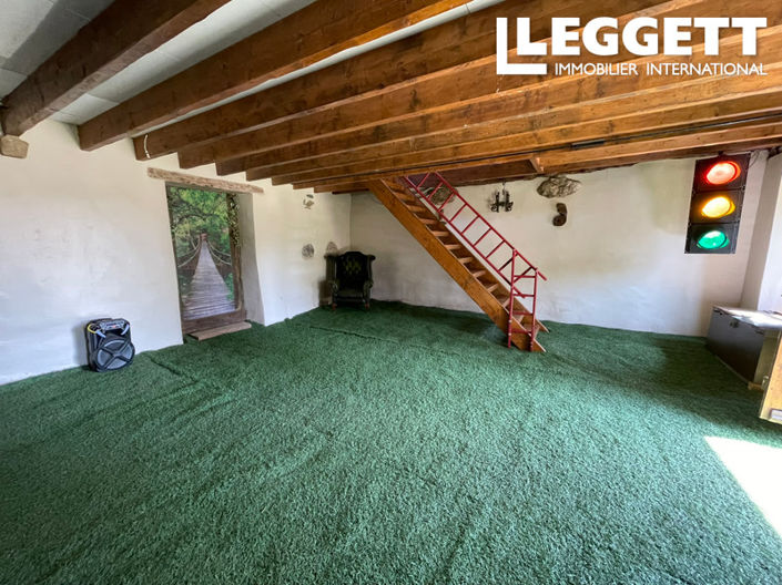 Image No.6-2 Bed House for sale