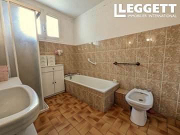 ahr0chm6ly9jzg4uagvzdglhlmltbw8vaw1hz2uvvevom