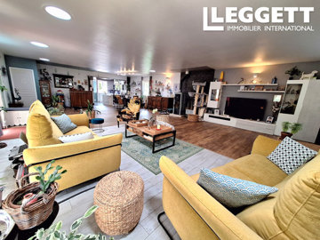 5 Bed House for sale