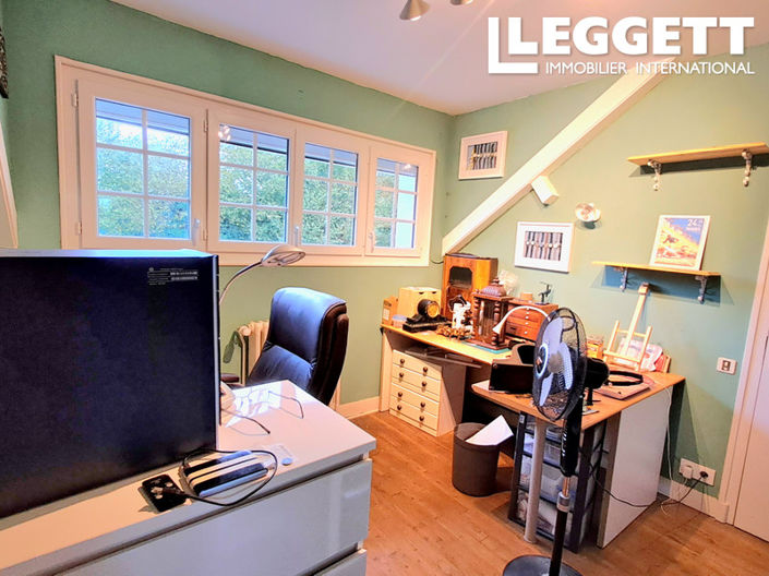 Image No.9-4 Bed House for sale