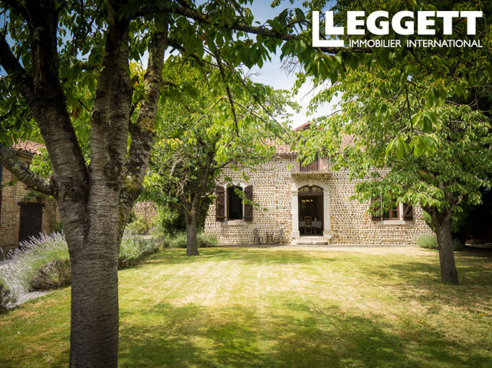 Image No.1-4 Bed House for sale