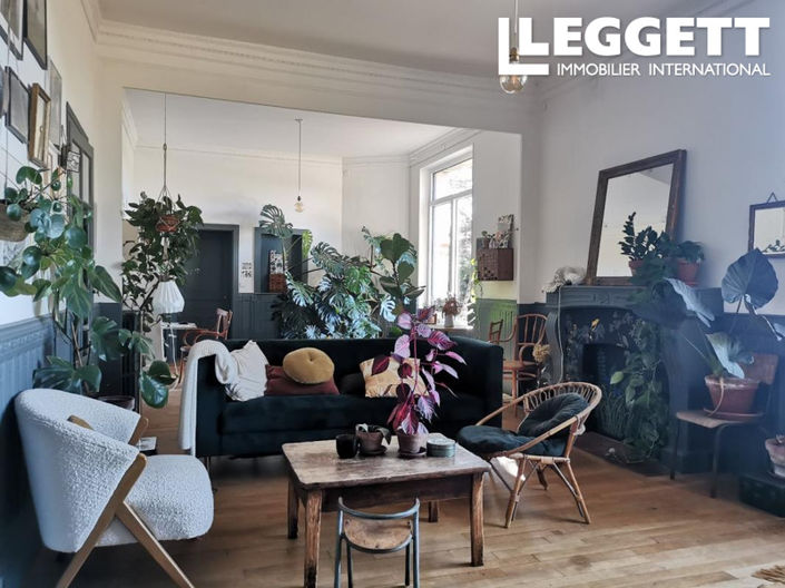 Image No.2-6 Bed House for sale