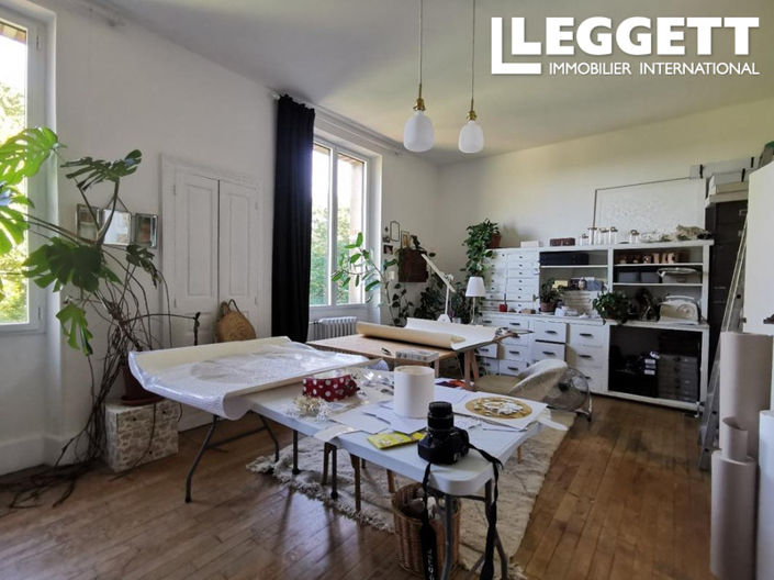 Image No.5-6 Bed House for sale