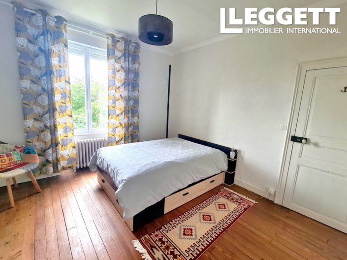 Image No.8-4 Bed House for sale