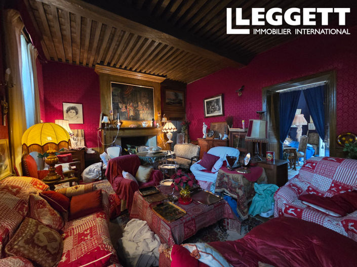 Image No.5-6 Bed Chateaux for sale