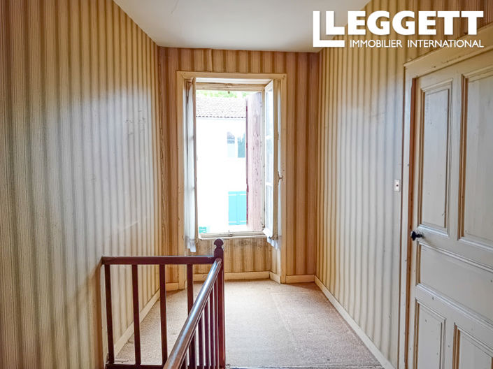 Image No.9-5 Bed House for sale