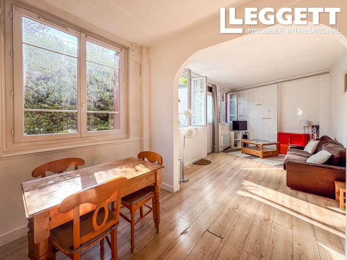 Image No.5-5 Bed House for sale