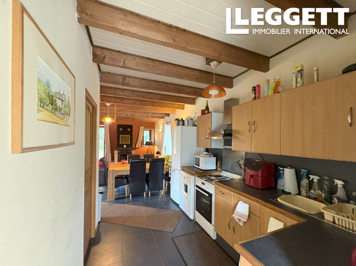 Image No.8-2 Bed House for sale