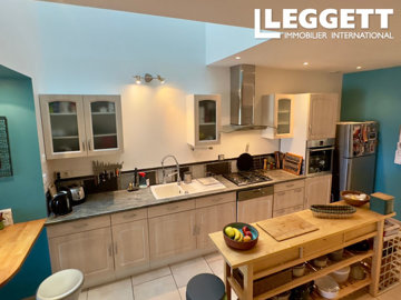 ahr0chm6ly9jzg4uagvzdglhlmltbw8vaw1hz2uvvevom