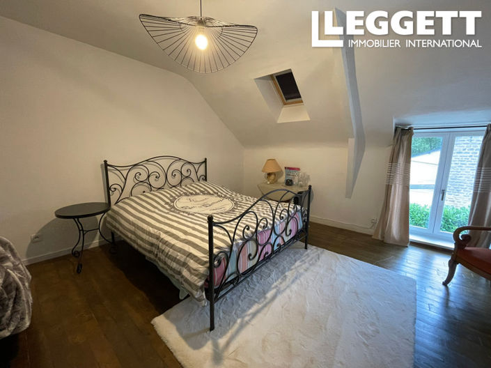 Image No.4-2 Bed House for sale