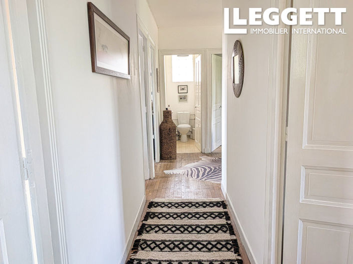 Image No.10-4 Bed House for sale