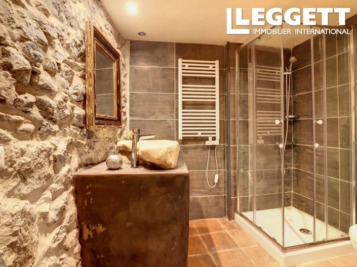 Image No.4-2 Bed House for sale