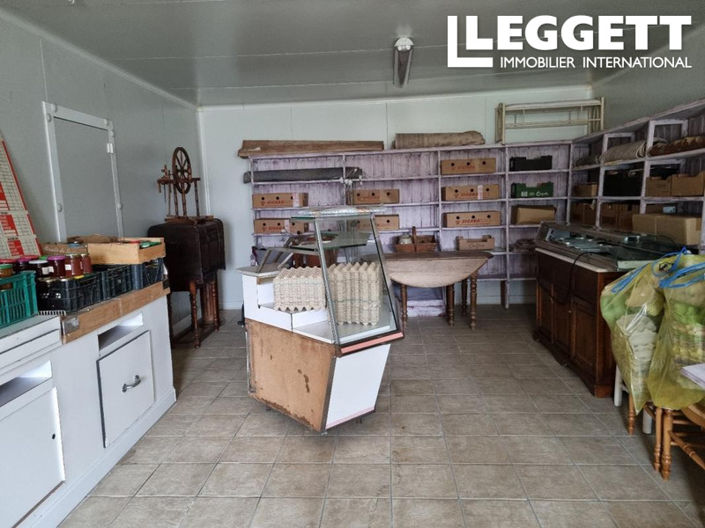 Image No.7-10 Bed House for sale