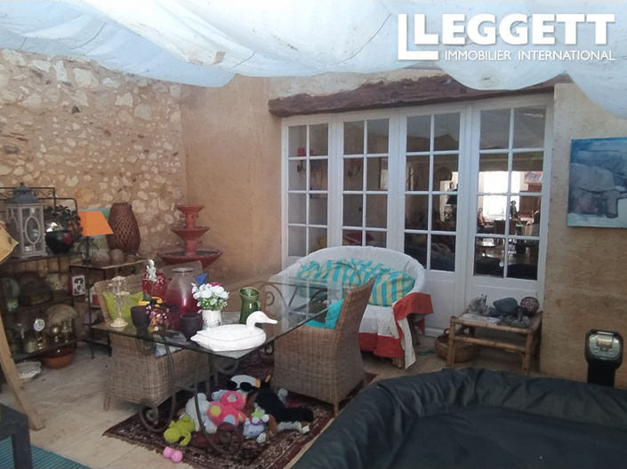 Image No.10-4 Bed House for sale