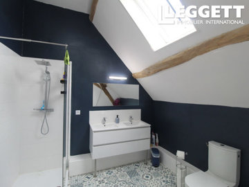 ahr0chm6ly9jzg4uagvzdglhlmltbw8vaw1hz2uvvevom