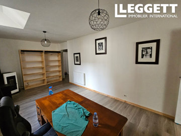 ahr0chm6ly9jzg4uagvzdglhlmltbw8vaw1hz2uvvevom