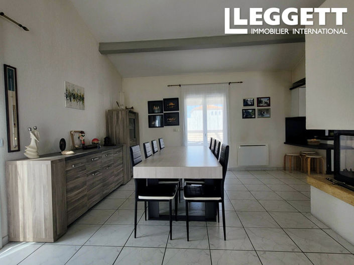 Image No.4-5 Bed House for sale