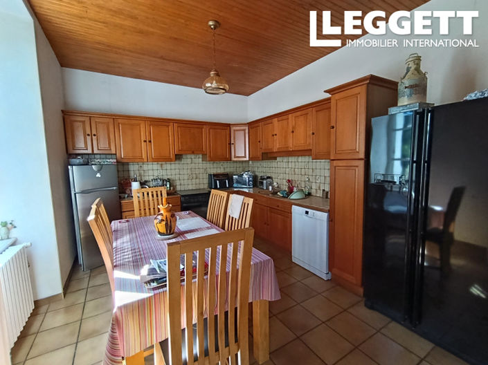 Image No.3-4 Bed House for sale