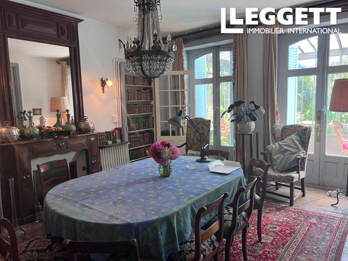 Image No.10-6 Bed House for sale