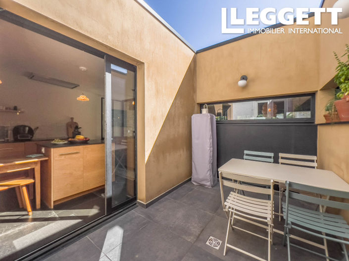 Image No.9-5 Bed House for sale