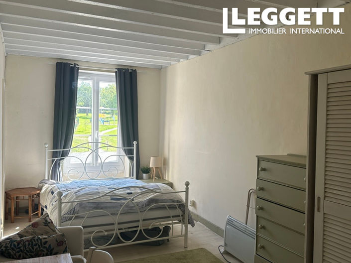 Image No.7-4 Bed House for sale