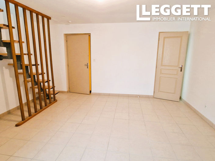 Image No.5-1 Bed House for sale